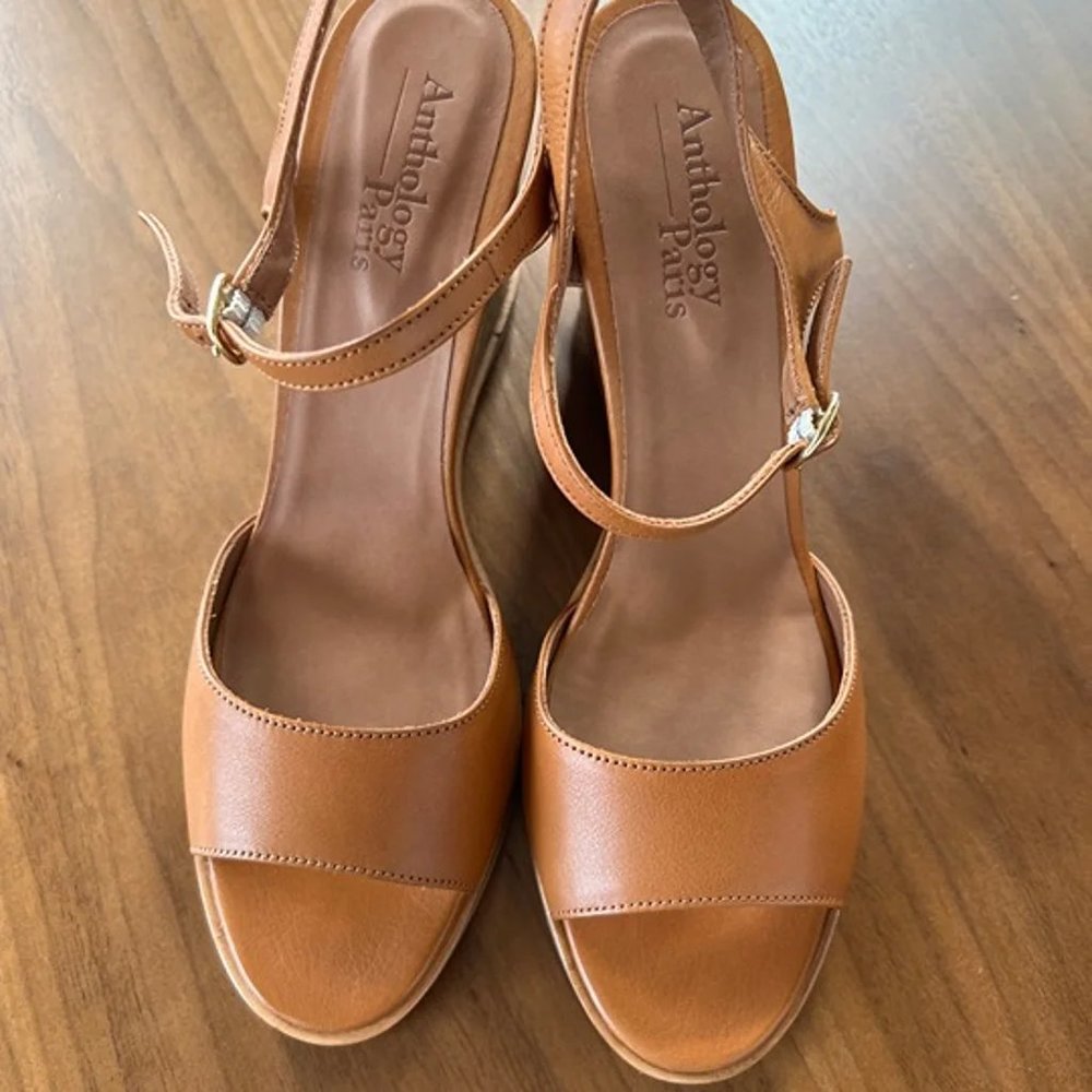 Anthology Paris Zeca Wedge Sandals, tan, size 40